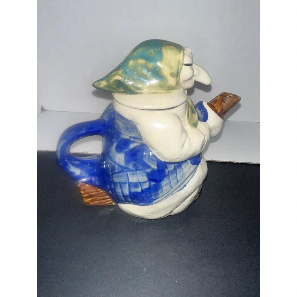 VTG Kitchen Witch On Broom Tea Potion Pot R.J. Drinkwater Ceramic Pottery